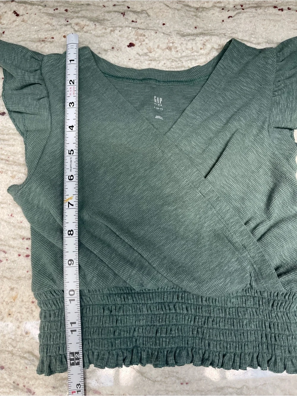 GAP Sage Dark Forest Green V-Neck Smocked Hem Flutter Sleeve Top Sz 6/7 Cotton